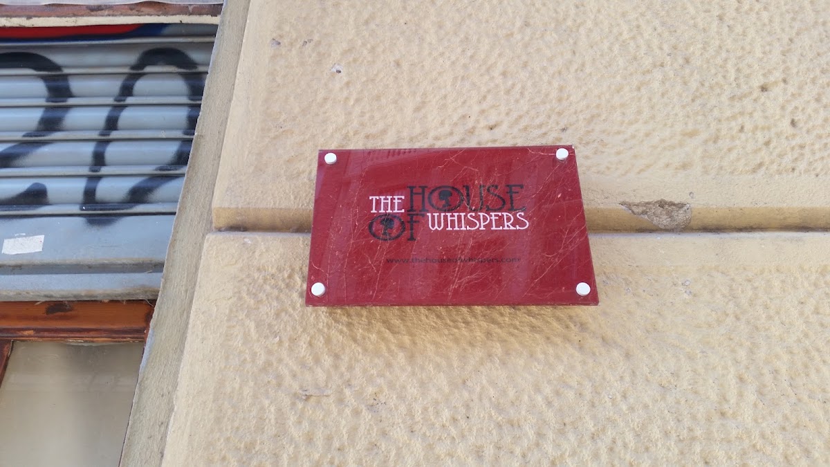 Foto 2 de The house of whispers